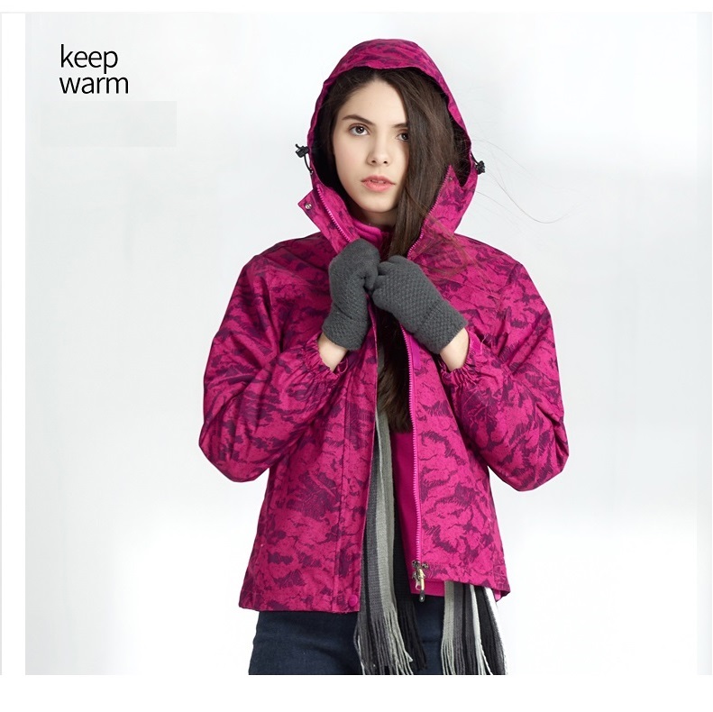 Women's winter jacket Keeps you Warm while camping 